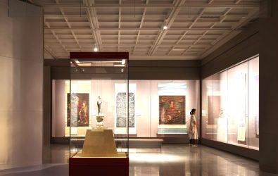 圖說1-1_此次展覽將館藏造像、塔銘、佛塔與經幢等 45 組展件，分成四個單元展出。