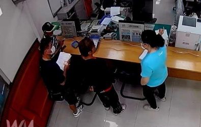 行政執行署嘉義分署官員好言相勸，仍置之不理，遭依法強制執行查封男子土地後第4天，男子即到案繳清所有罰鍰。（圖/嘉義分署提供）