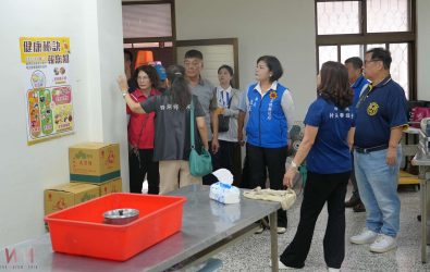四湖鄉保長活動中心年久失修，空間狹窄、動線不便，已難以滿足長青食堂與社區關懷據點的需求。（圖／記者蘇榮泉攝）