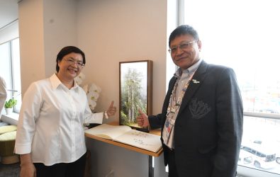 彰化縣長王惠美赴大阪世博參訪，汲取國際能量迎接2025台灣設計展。（縣政府提供）