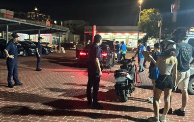 1140916-221強力打擊改裝車噪音 龍潭警聯合多單位夜間稽查。