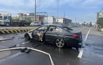1140918-221桃園新屋區驚險火燒車 駕駛無酒駕事故原因待釐清