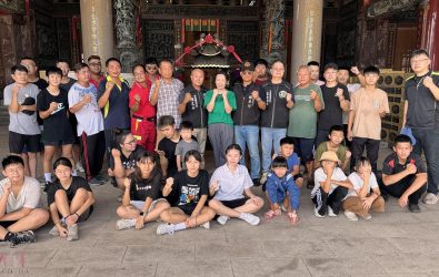 縣議員黃文祥、林岳章、水林鄉代表會陳文正皆親赴碧清寺廣場勉勵志工，感謝各界愛心人士、企業、社團踴躍響應。（圖／記者蘇榮泉攝）