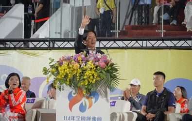 全國運動會18日晚間於雲林縣立田徑場隆重登場，總統賴清德與行政院長卓榮泰親臨開幕典禮會場。（圖／記者蘇榮泉攝）