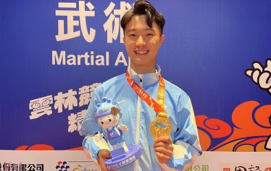 曾家弘在男子組太極拳、太極劍全能賽中，以出色的身法與穩健的節奏奪下金牌。（114年全國運動會籌備處）
