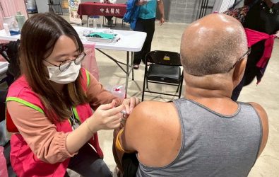 1141029-211桃園持續推動「左流右新」行動接種 方便又安心 1141029-211桃園持續推動「左流右新」行動接種 方便又安心