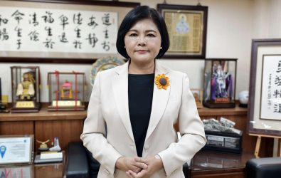 縣長張麗善再次呼籲中央應禁廚餘養豬、推循環再利用。防疫政策不能被46萬頭吃廚餘的豬綁架。（圖／記者蘇榮泉攝）