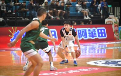 彰化縣立成功高中男子籃球隊在114學年度HBL高中聯賽表現亮眼，首度挺進全國八強，縣長王惠美呼籲鄉親一同為彰化子弟兵加油。（縣府提供）